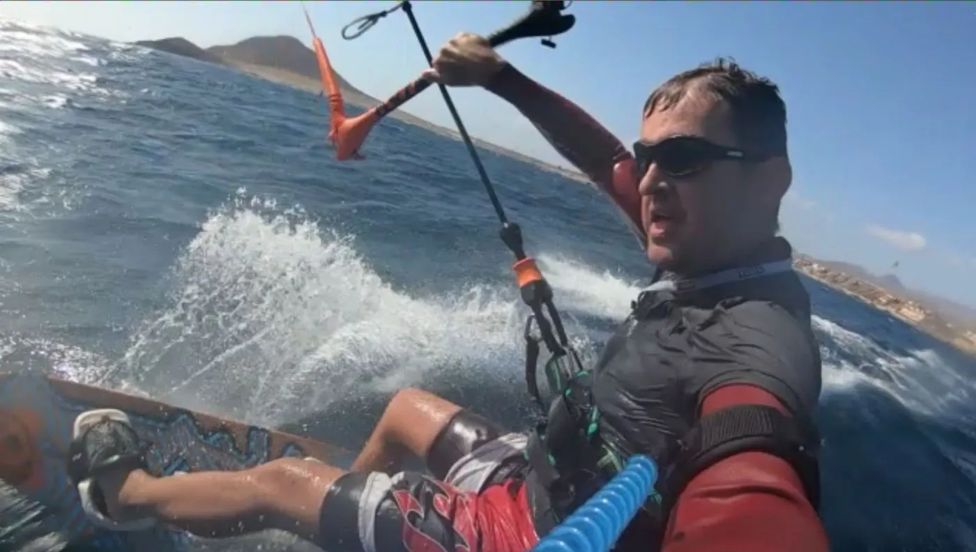 Kitesurfing 3